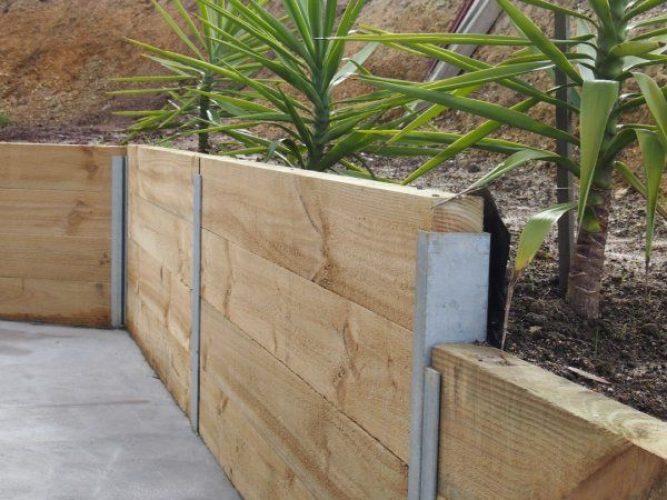 Retaining Wall Sleepers In Melbourne Dandenong Timber Hardware - Retaining Wall Railway Sleepers